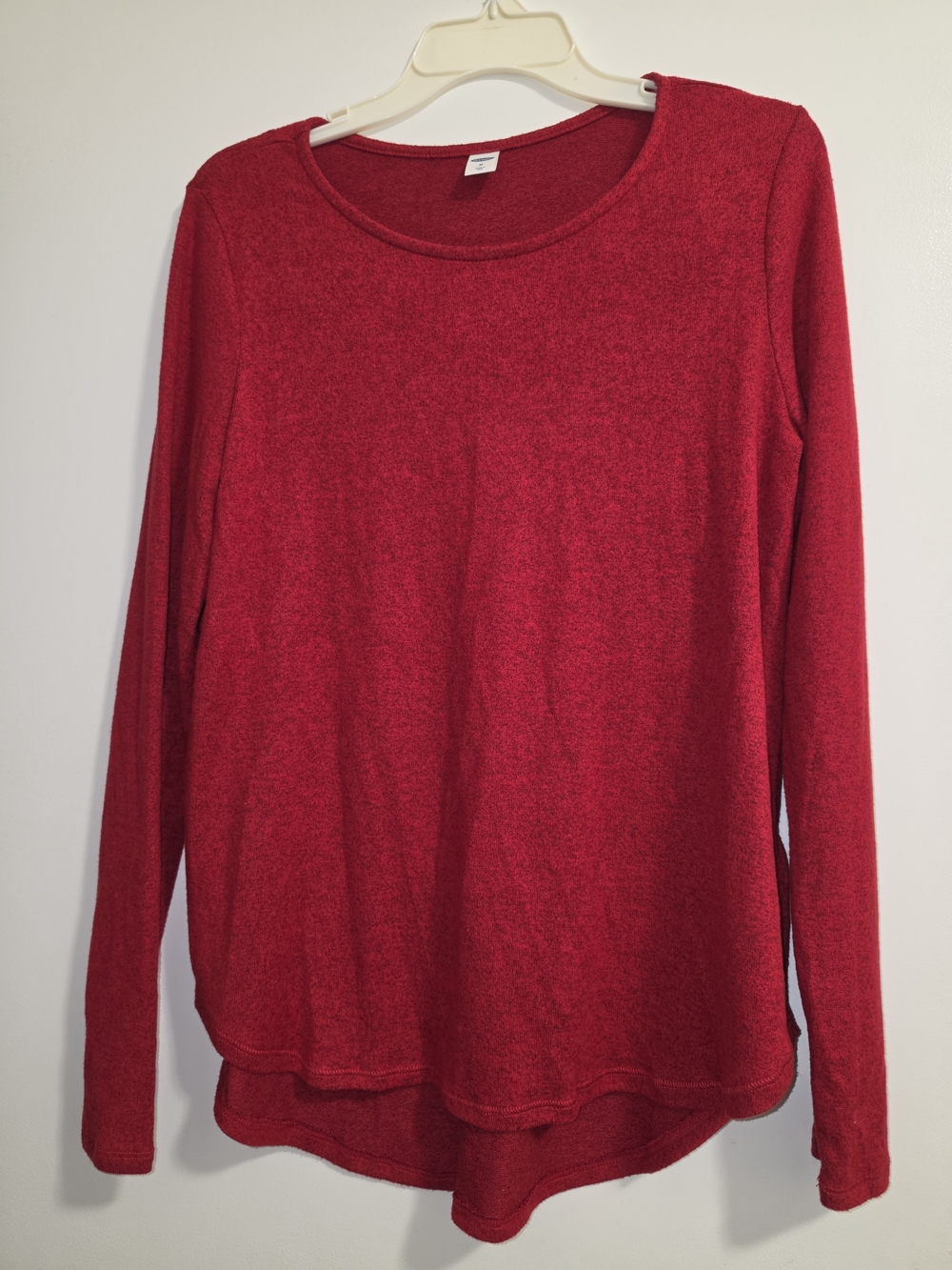 Old Navy Red Long Sleeve Round Neck Tee